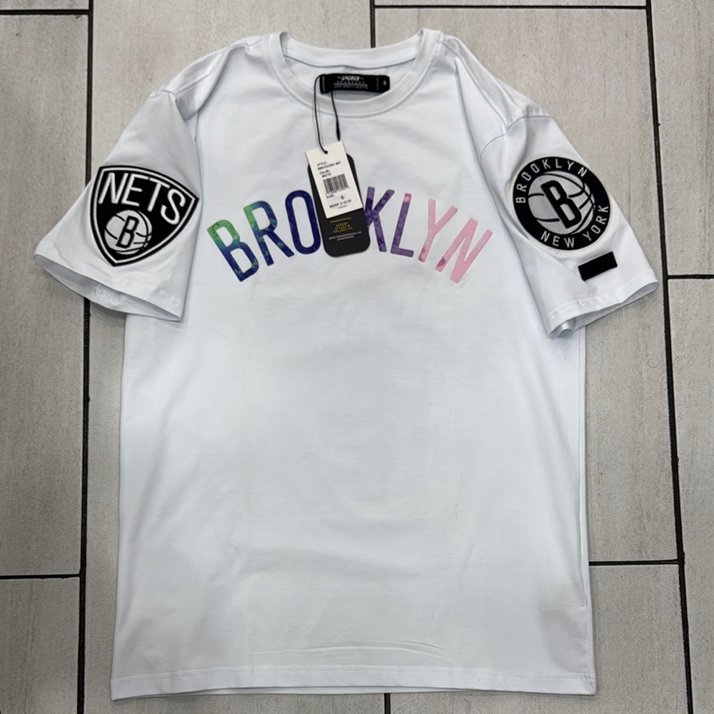 Pro Standard Brooklyn Nets Graphic T-Shirt